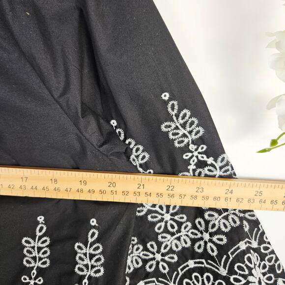 Talbots Petites Black Embroidered Peasant Top Blouse Boho Floral 3/4 Sleeve MP - Picture 8 of 9